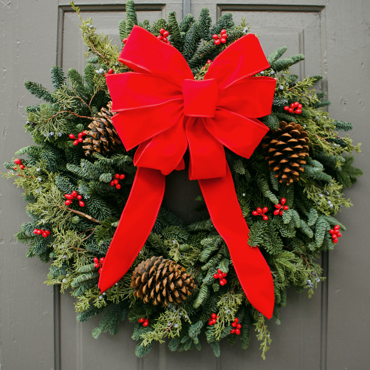 24" Romence Gardens Red Berry Wreath